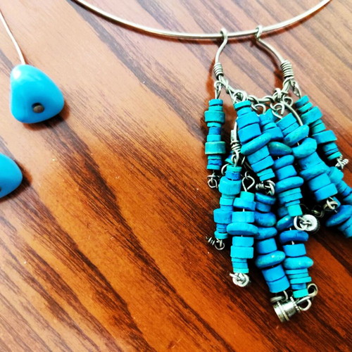 Turquoise summer jewelry set used with metal necklace and ceramic beads earrings