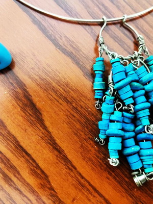 Turquoise summer jewelry set used with metal necklace and ceramic beads earrings