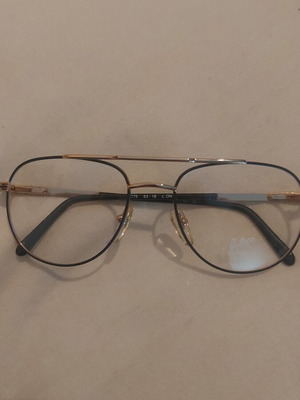 Vintage aviator eyeglass frame like new, black and gold