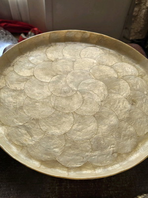 Mother of pearl plate used, 35 cm diameter