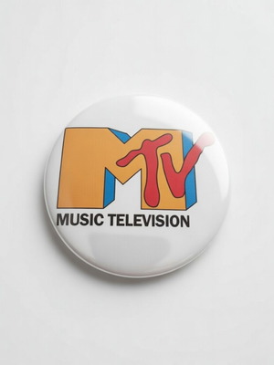 Κονκάρδα "MTV" 5,8cm καινούργια