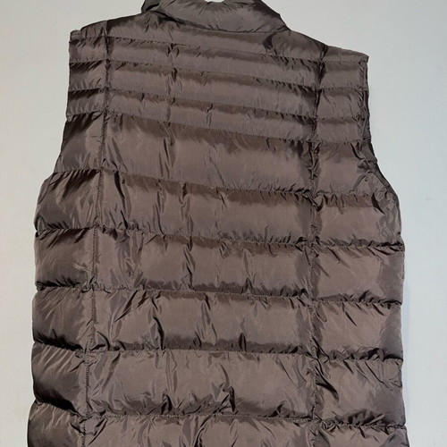 Modern 4XL sleeveless vest like new, gray and brown