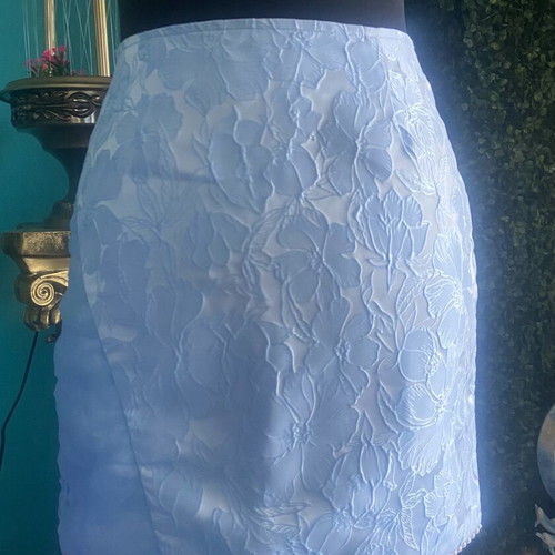 Shein ciel floral skirt with pearls, new, size XS/S