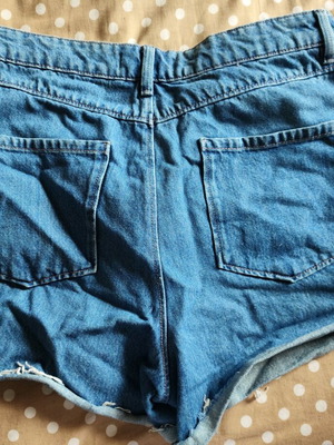 Stradivarius high-waist denim shorts like new, size 42, blue