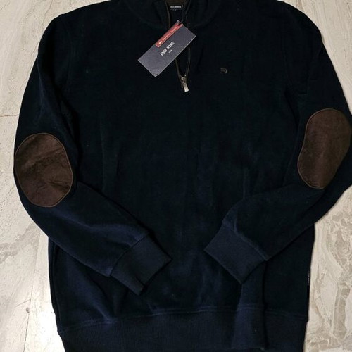 Quarter zip new, black, size L