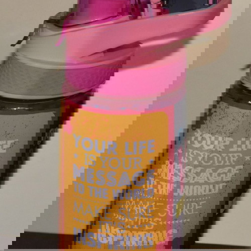 αχρησιμοποίητο όμορφο παγουρίνο μικρό