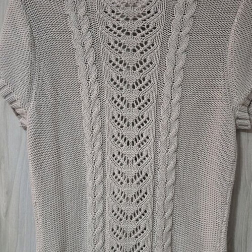Seasonal knitted cardigan H&M like new, beige, size M