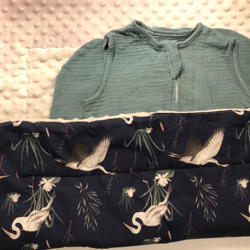 Baby Sleep Set for 1-18 Months like new, unisex muslin sleeping bags and fleece blanket