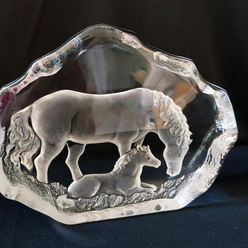 Mats Jonasson Horse & Foal collectible decorative sculpture