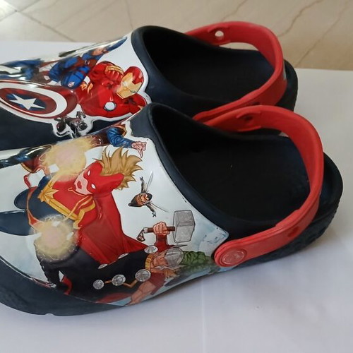 Crocs Avengers slippers used, size 34-35, multicolor
