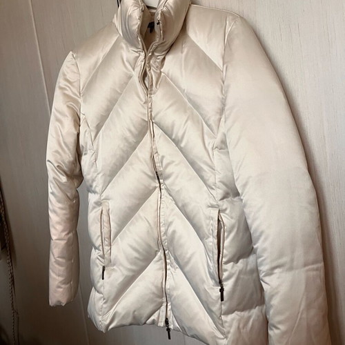 Zara women's jacket white like new, medium-length down