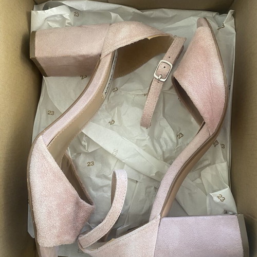 Steve Madden Pink Suede Chunky Heel like new