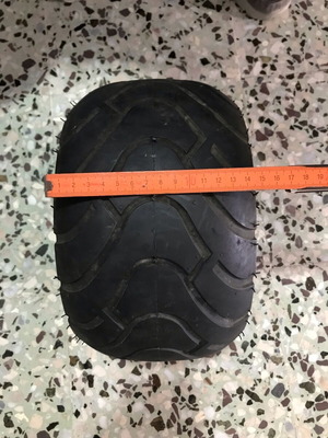 Tubeless tire for scooter like new, size 13x6.50-6