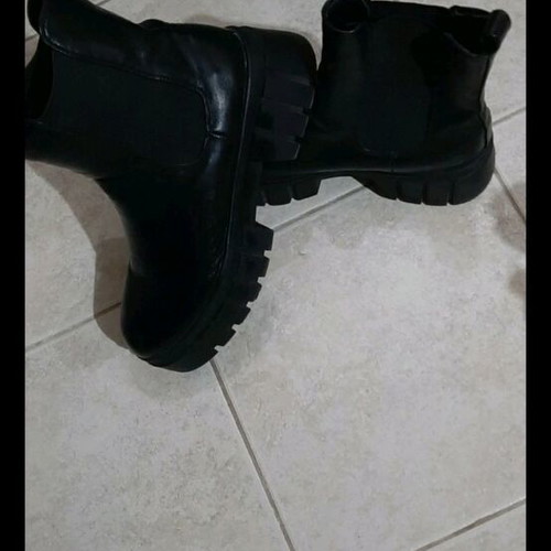 Booties army style like new, size 41, black with elastic