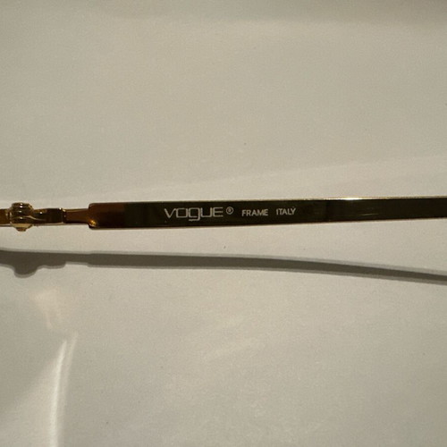 Vintage Vogue VO 3031 ORO/281 Sunglasses New, Gold Metal Frame