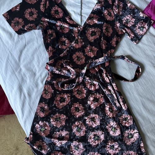 Pink Woman mini floral dress with waist belt, size S
