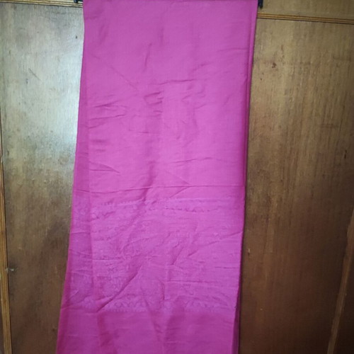 Pashmina fuchsia scarf with subtle pattern, new