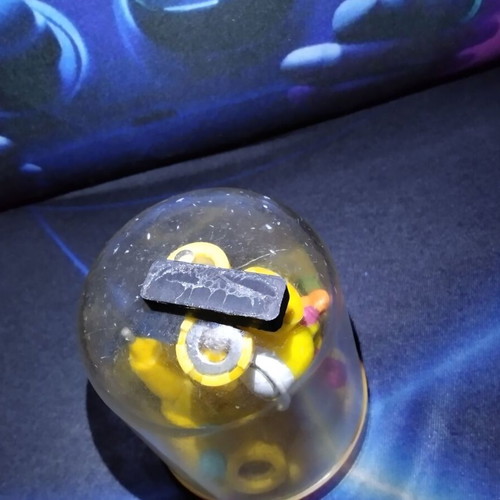 Tweety Vintage Magnetic Dome Toy 1990, used, Warner Bros