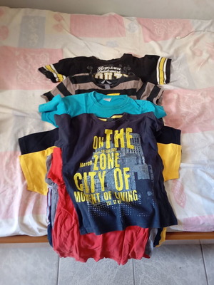 Παιδικά t-shirt σαν καινούργια, πακέτο 10 για 7-8 χρόνων