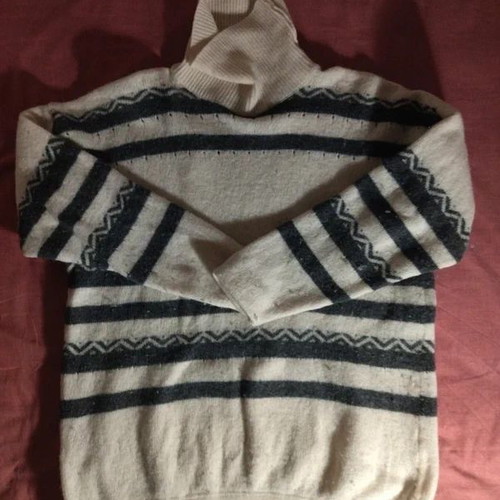 90s wool sweater with turtleneck, like new, ecru with blue stripes