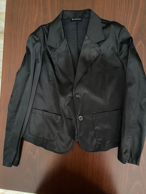 Satin skirt Open size 3 and Romanyoun jacket like new, black
