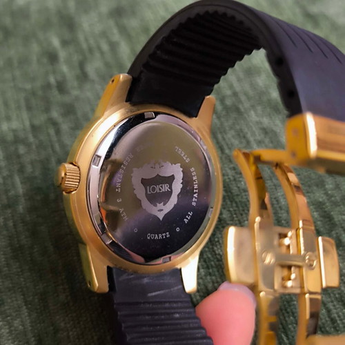 Loisir wristwatch like new, gold and black with crystals and silicone strap