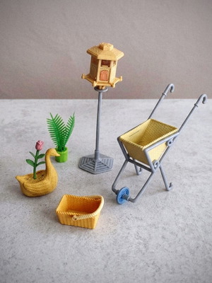 Barbie Light Up Summer Garden Playset used, Mattel 1999