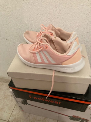 Adidas sport shoes used, size 38.5, pink