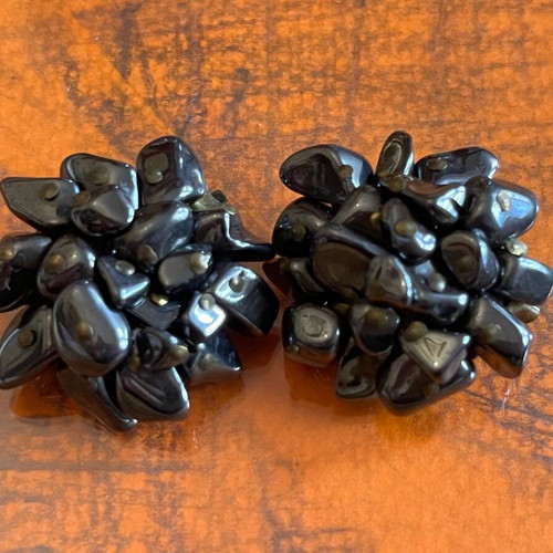 Large earrings with hematite vintage clip like new