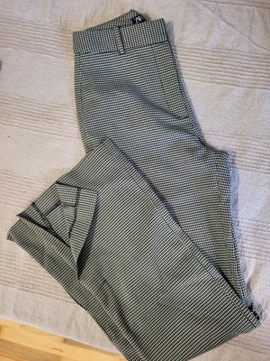 Zara flared pants like new, stable check pattern