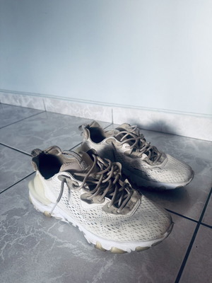 Nike React sneakers size 43 used, white