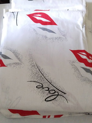 Set of 2 bed sheets and 2 pillowcases new