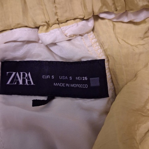 Zara summer pants with pockets and elastic waist like new, yellow, size S