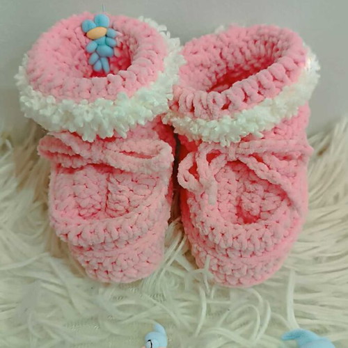 Baby booties new for 0-3 months