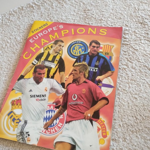Europe's Champions album 2003-2004 like new, missing 32 stickers