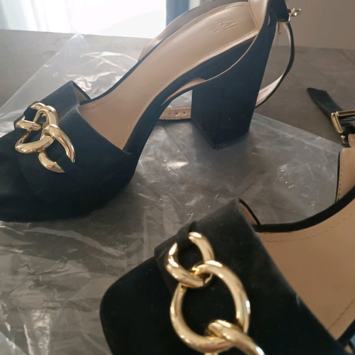 H&M high black sandals like new with chain, size 38