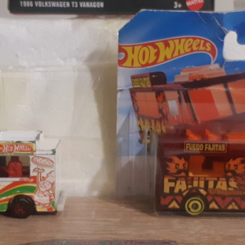 Toy Cars pack of 8 used, scale 1/57, Matchbox, Siku, Majorette