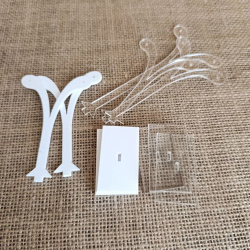 Jewelry display stands for earrings set of 5 like new, leather and plexiglass