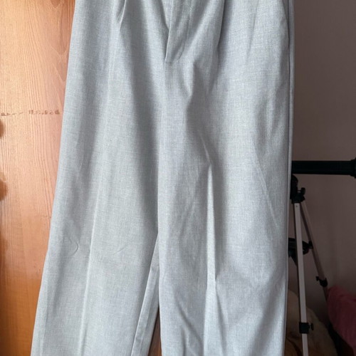 Stradivarius women's pants like new, gray, size M