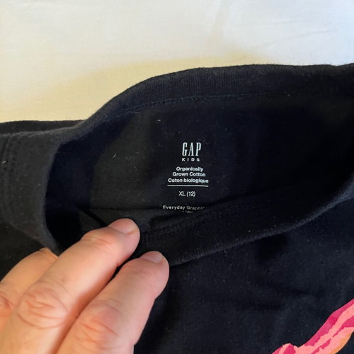 Gap Kids T-shirt Nike like new, size XL, black