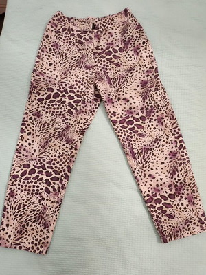 Tensione In women's pants with purple leopard print, like new, size M