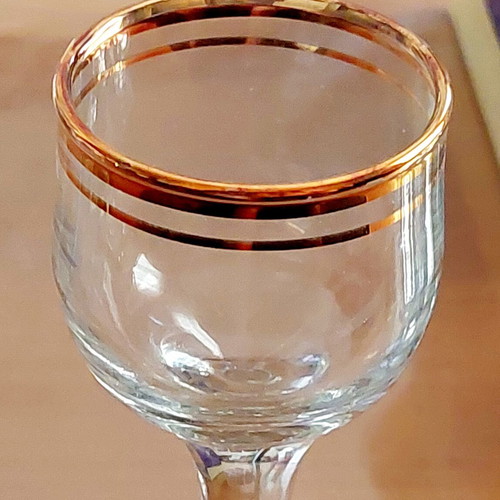 Pasabahce Tulipe Liqueur Glasses Set of 6 New with Gold Rim