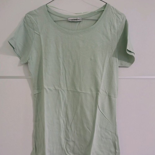 Pink Woman women's t-shirt mint size S like new
