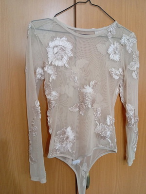 Embroidered bodysuit with beige flowers transparent like new size S-M