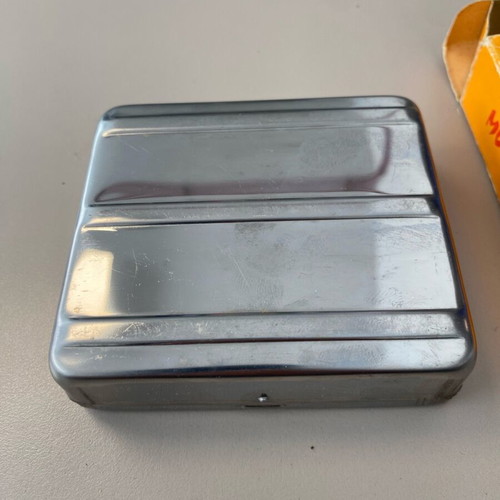 Collectible Moule LA+ French cigarette roller like new