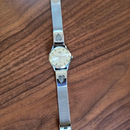 Tellus Incabloc Swiss wristwatch like new, men's silver