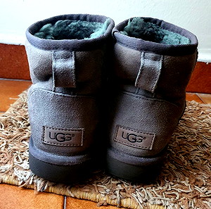 Γυναικείες μπότες Ugg