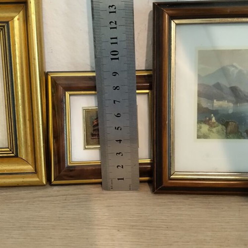 Wall clocks like new, set of 3