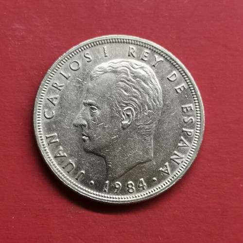 Spain 5 Pesetas Coin 1984 like new
