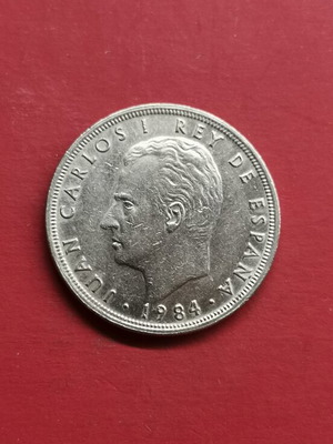 Spain 5 Pesetas Coin 1984 like new